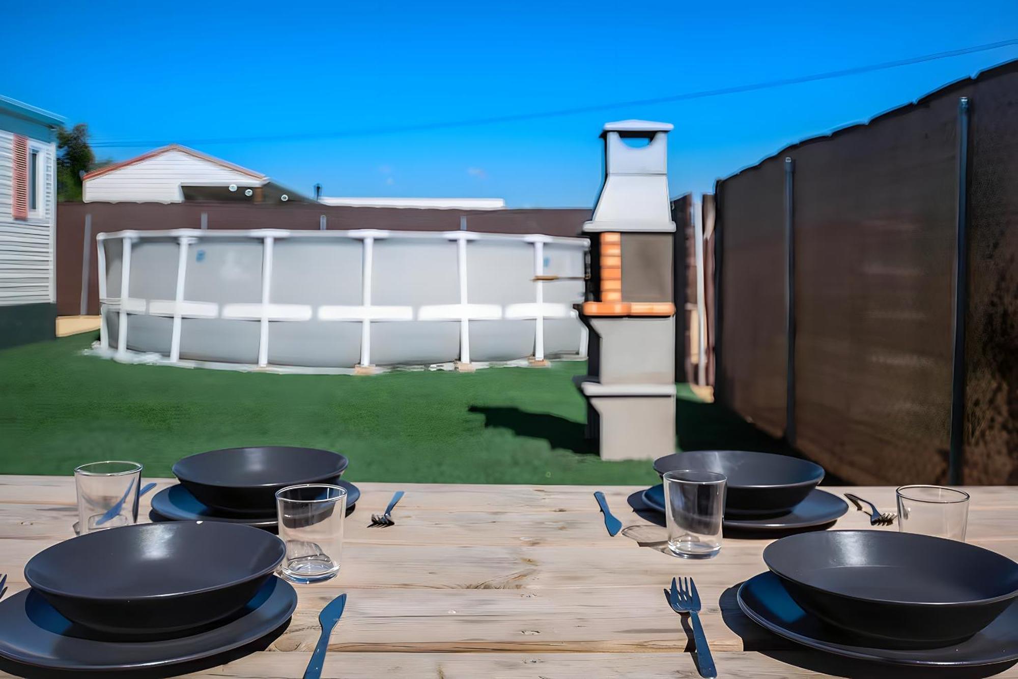 Camping Cerca De La Playa Con Piscina, Jardin *